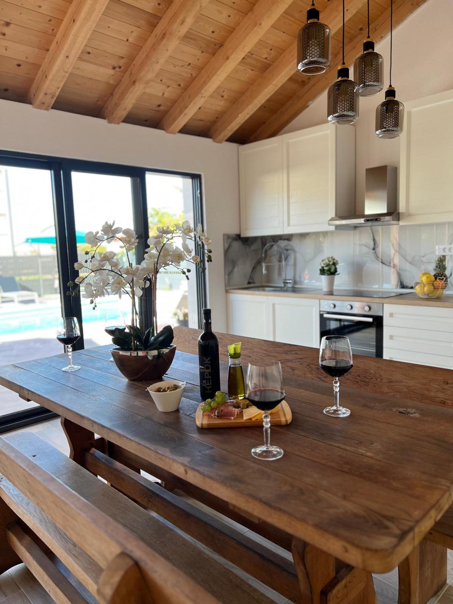 Apartment Marija 2 Near Split Kaštela Zewnętrze zdjęcie
