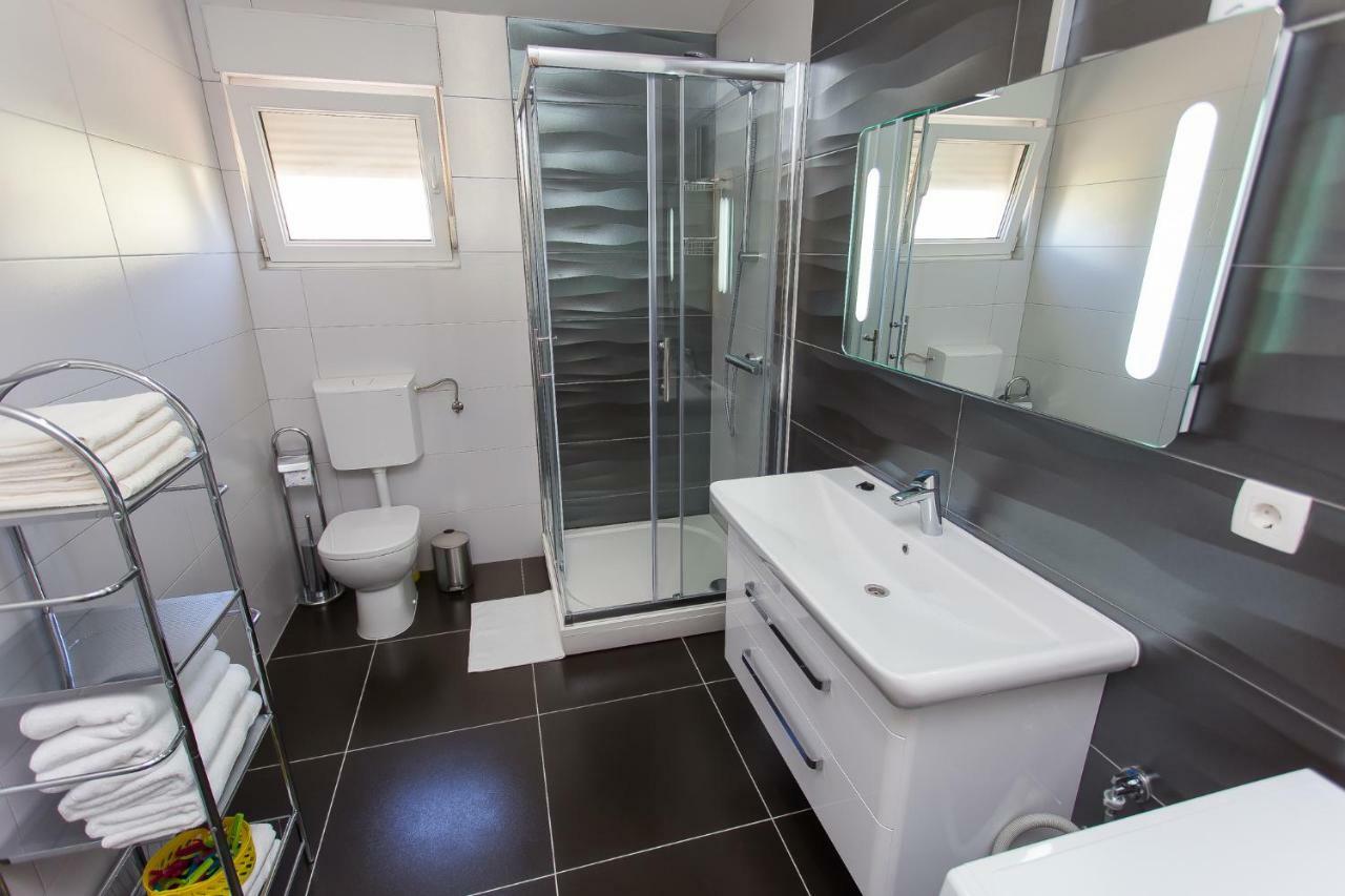 Apartment Marija 2 Near Split Kaštela Zewnętrze zdjęcie